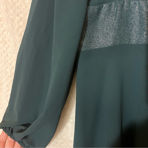 JJs House Long Sleeve V-Neck Dress with Metallic Trim Formal Flowy Womens Sz XL - Picture 5 of 8